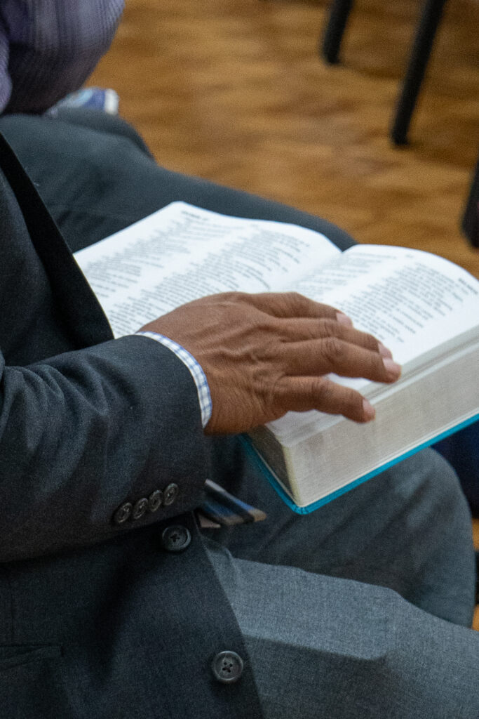 Small Group Bible Study Small Group Bible Study